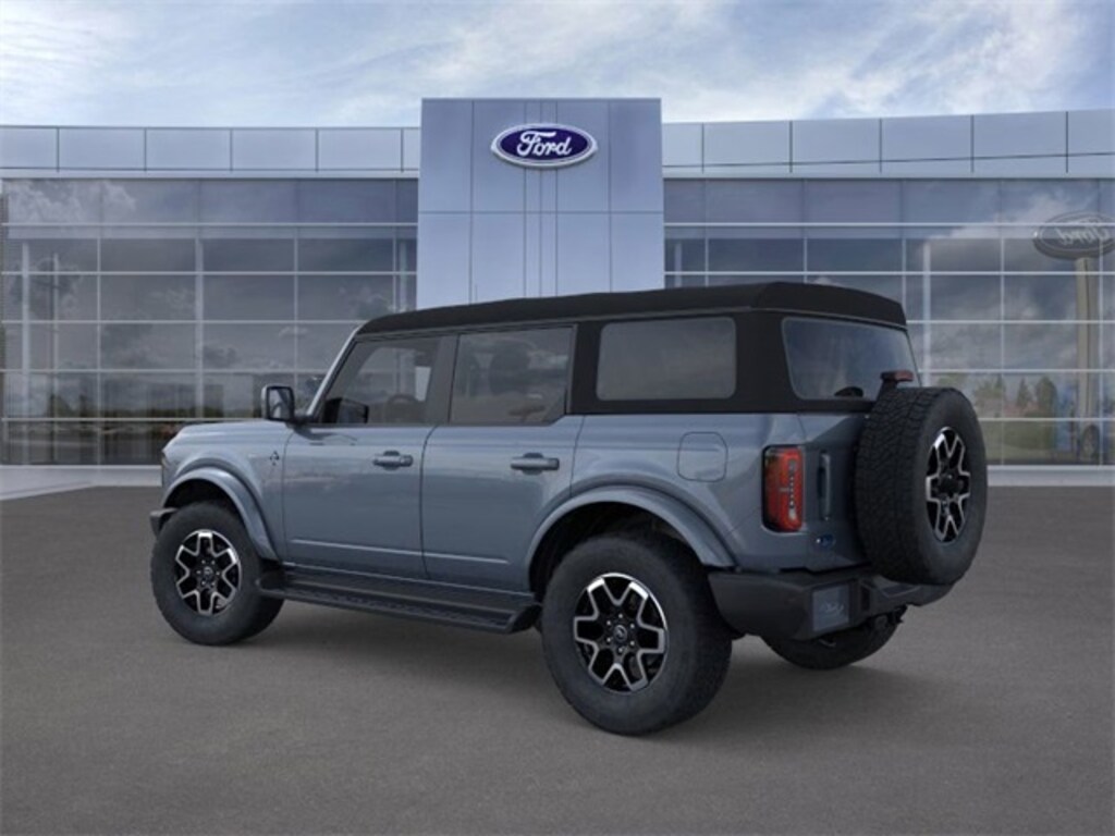 New 2025 Ford Bronco Outer Banks SUV