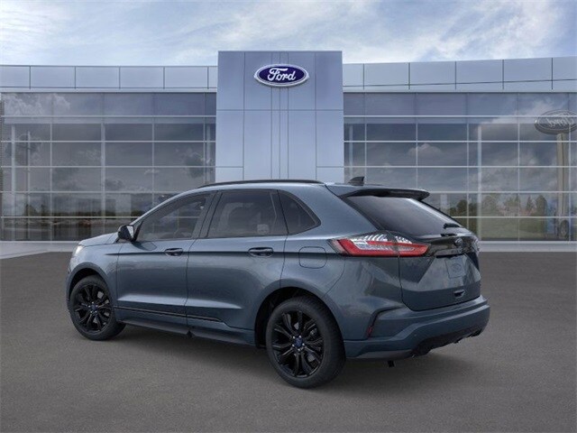 2024 Ford Edge SE photo 4