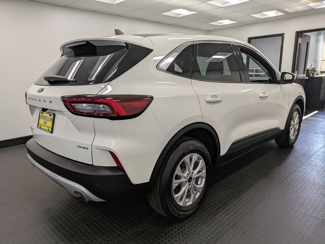 2023 Ford Escape Active photo 3