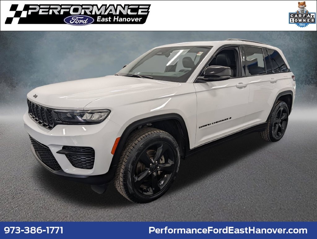 Used 2023 Jeep Grand Cherokee Laredo SUV