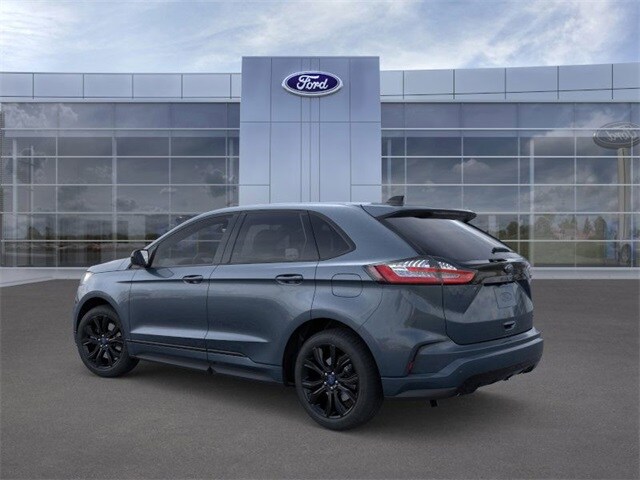 2024 Ford Edge SE photo 4