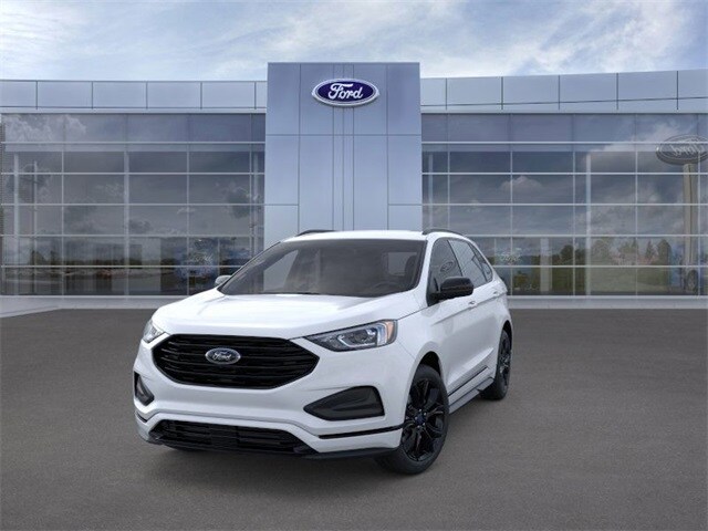 2024 Ford Edge SE photo 2