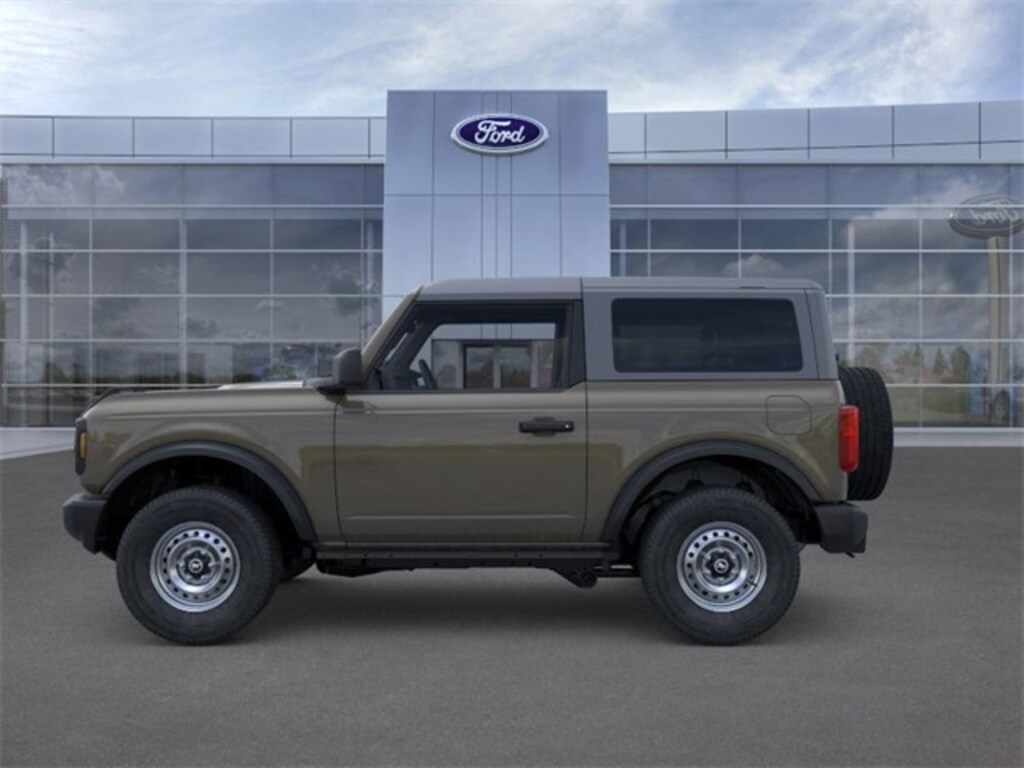 New 2025 Ford Bronco Base SUV