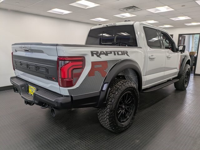 2024 Ford F-150 Raptor photo 4