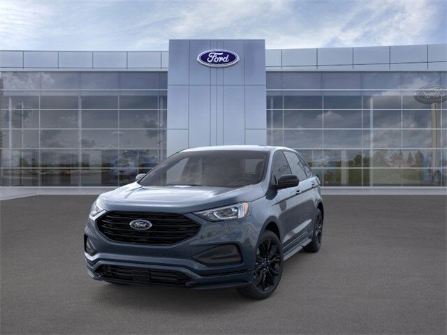 2024 Ford Edge SE photo 2