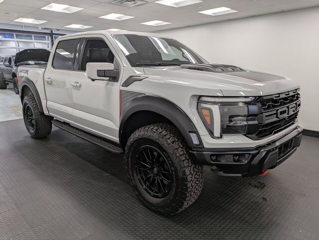 2024 Ford F-150 Raptor photo 3