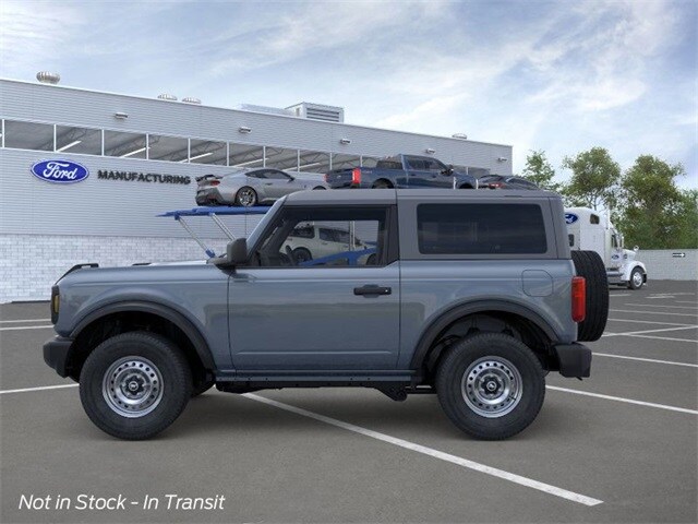 2025 Ford Bronco Base photo 3