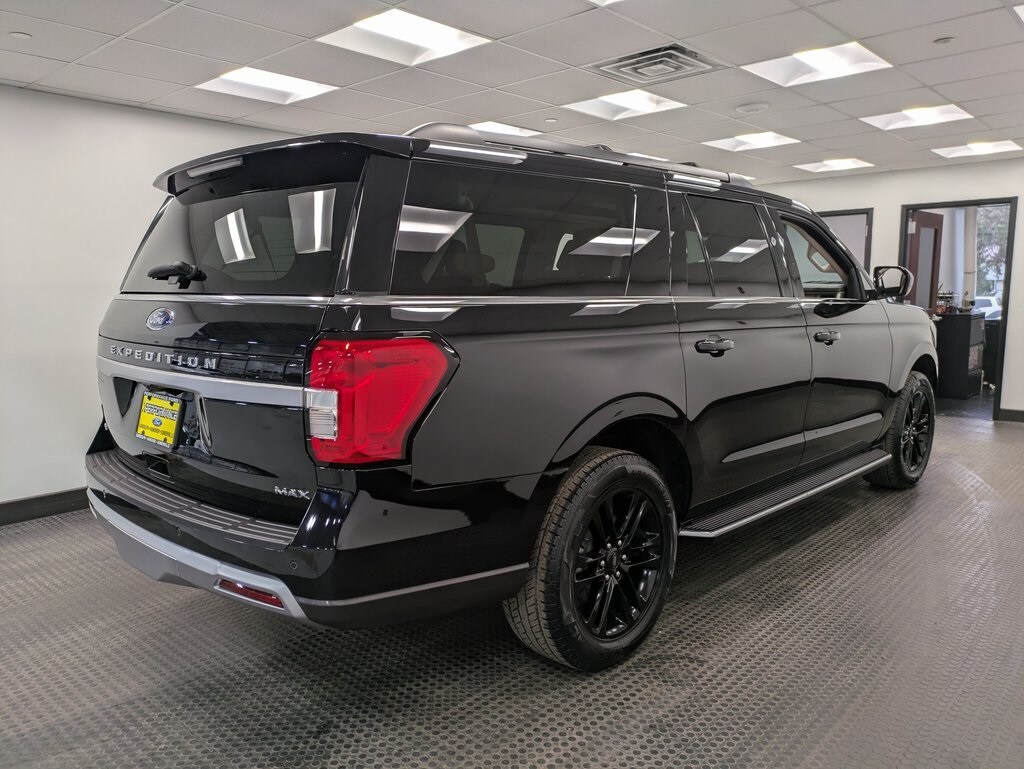 Used 2022 Ford Expedition Max XLT SUV