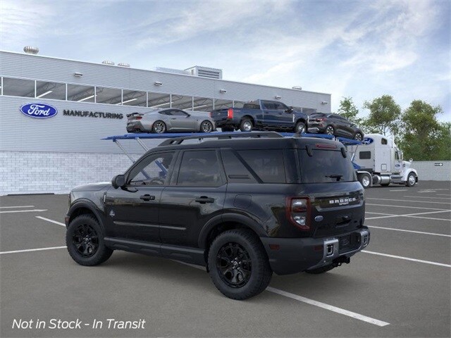 2025 Ford Bronco Sport Outer Banks photo 2