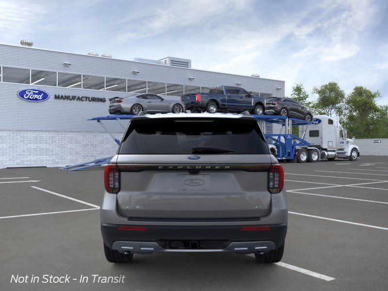 2026 Ford Explorer Active - Photo 6