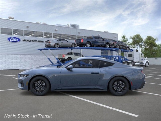 2025 Ford Mustang GT photo 3