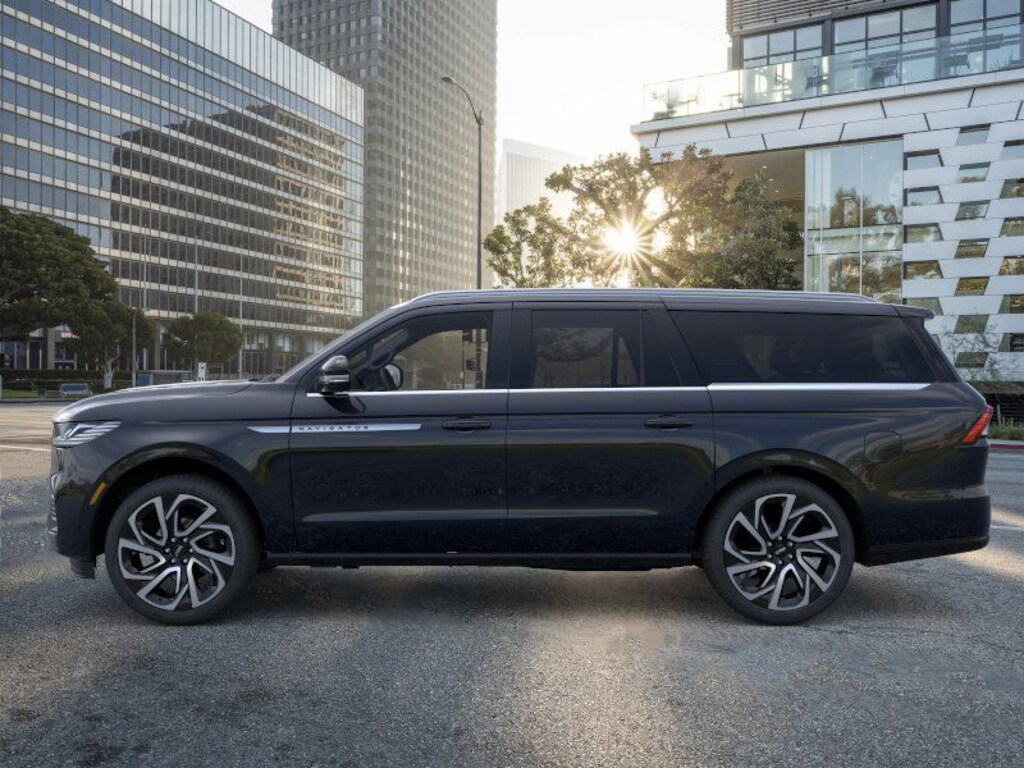 New 2026 Lincoln Navigator L Reserve SUV