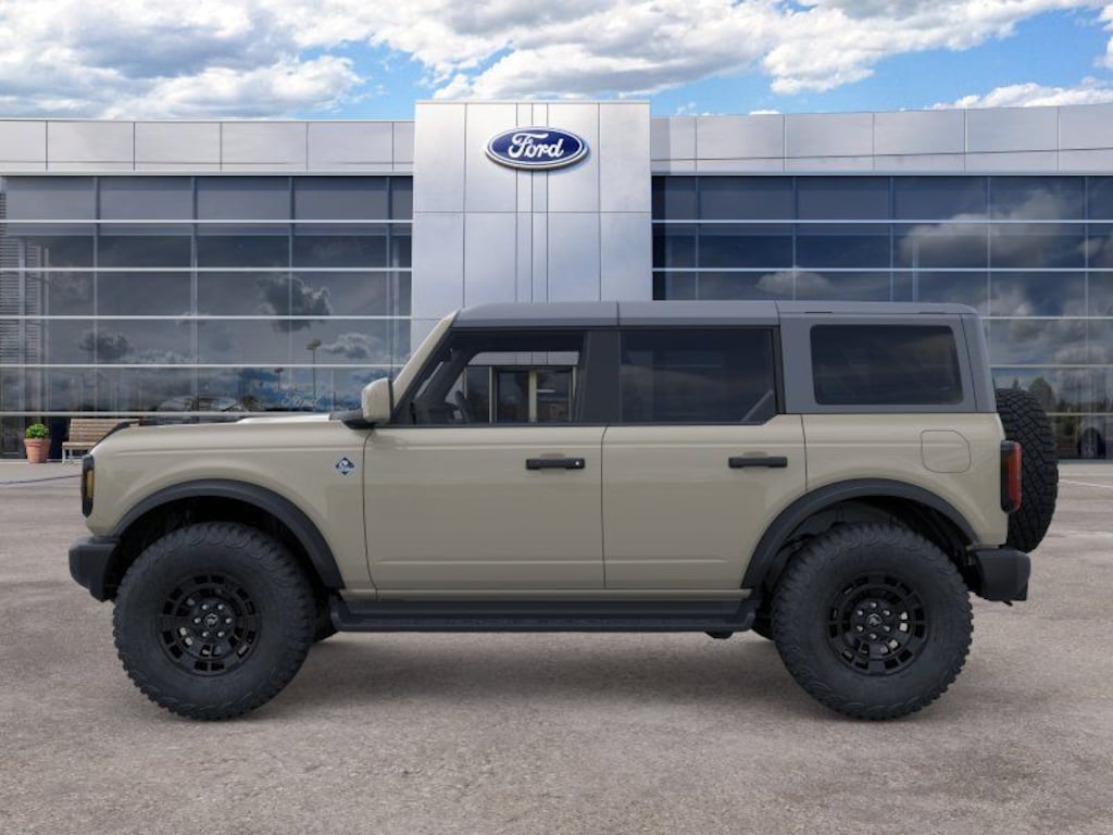 New 2026 Ford Bronco Outer Banks SUV