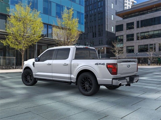 2025 Ford F-150 XLT photo 2