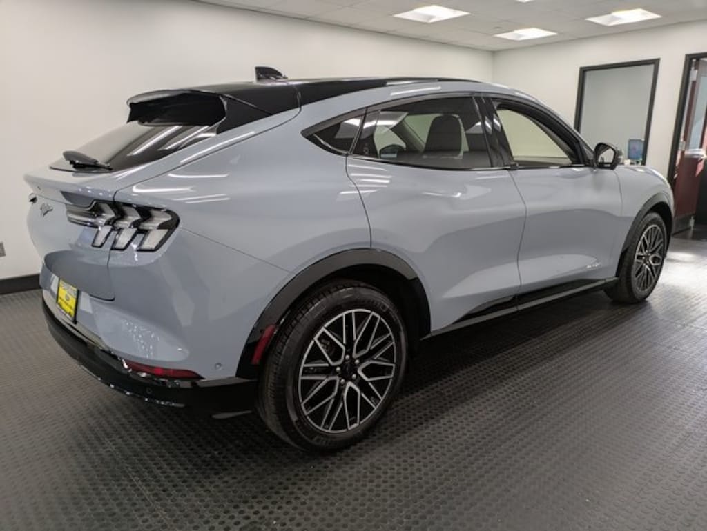 Used 2024 Ford Mustang Mach-E Premium SUV