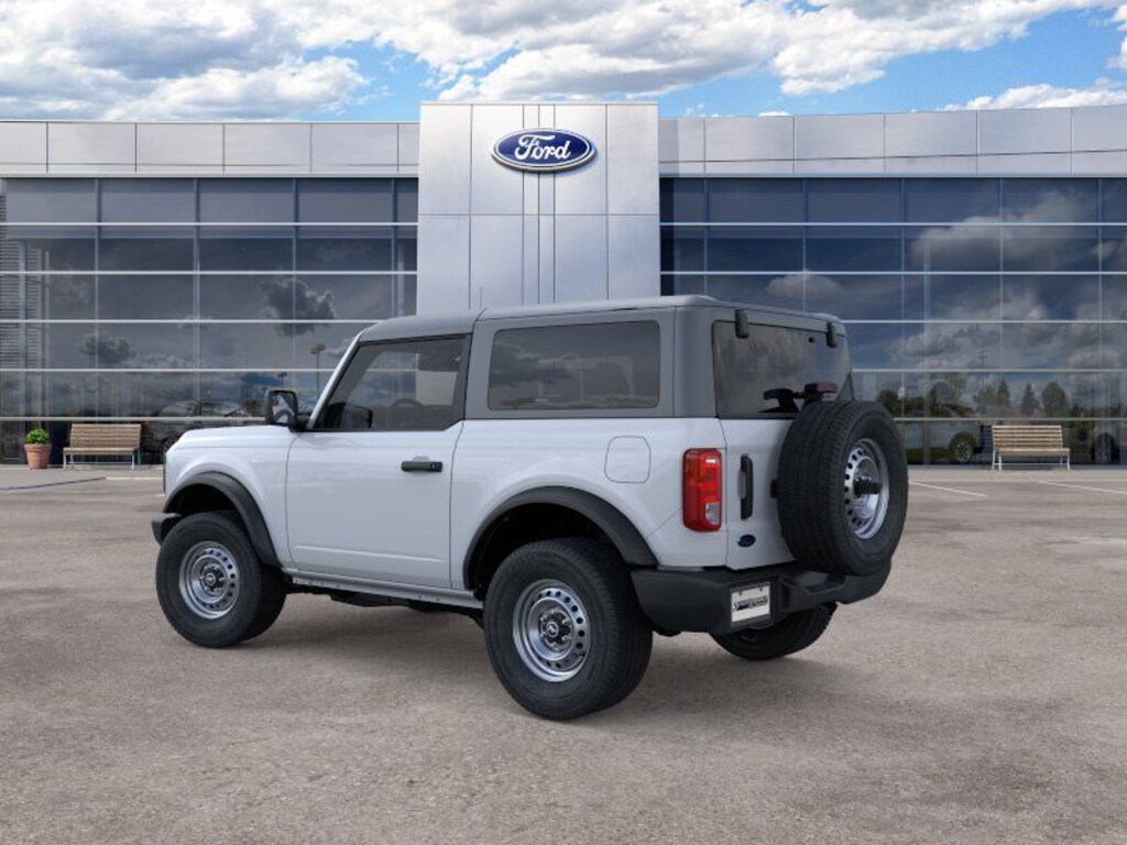 New 2026 Ford Bronco Base SUV