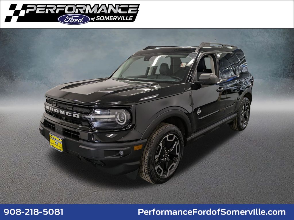 2021 Ford Bronco Sport Outer Banks 4X4's photo