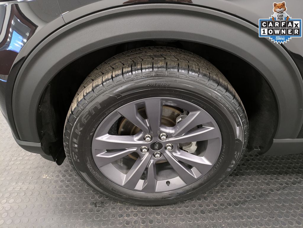 2022 Ford Explorer XLT photo 6