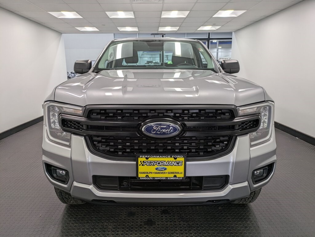 2024 Ford Ranger XL photo 2