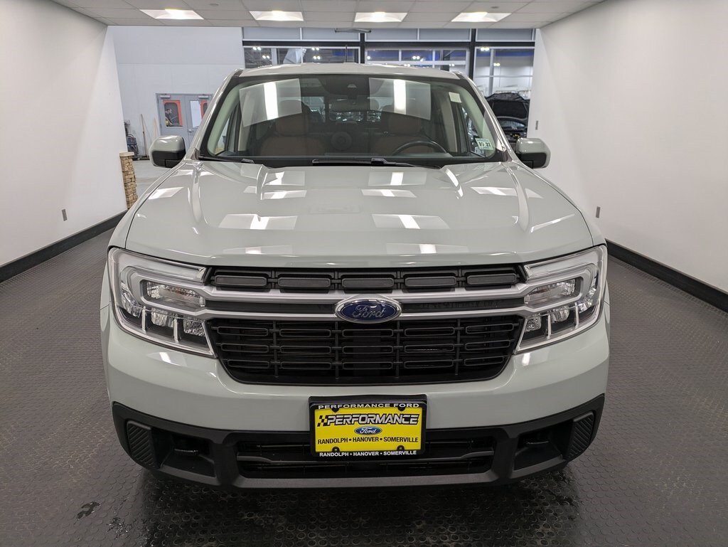 2022 Ford Maverick Lariat photo 2