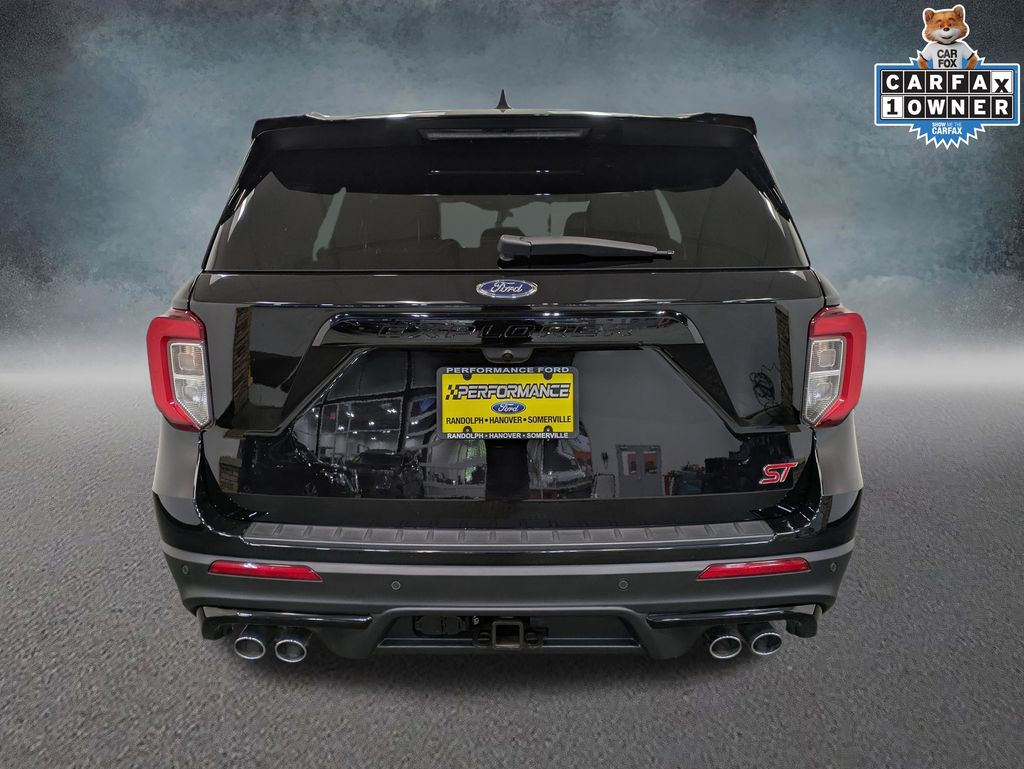 2022 Ford Explorer ST photo 4