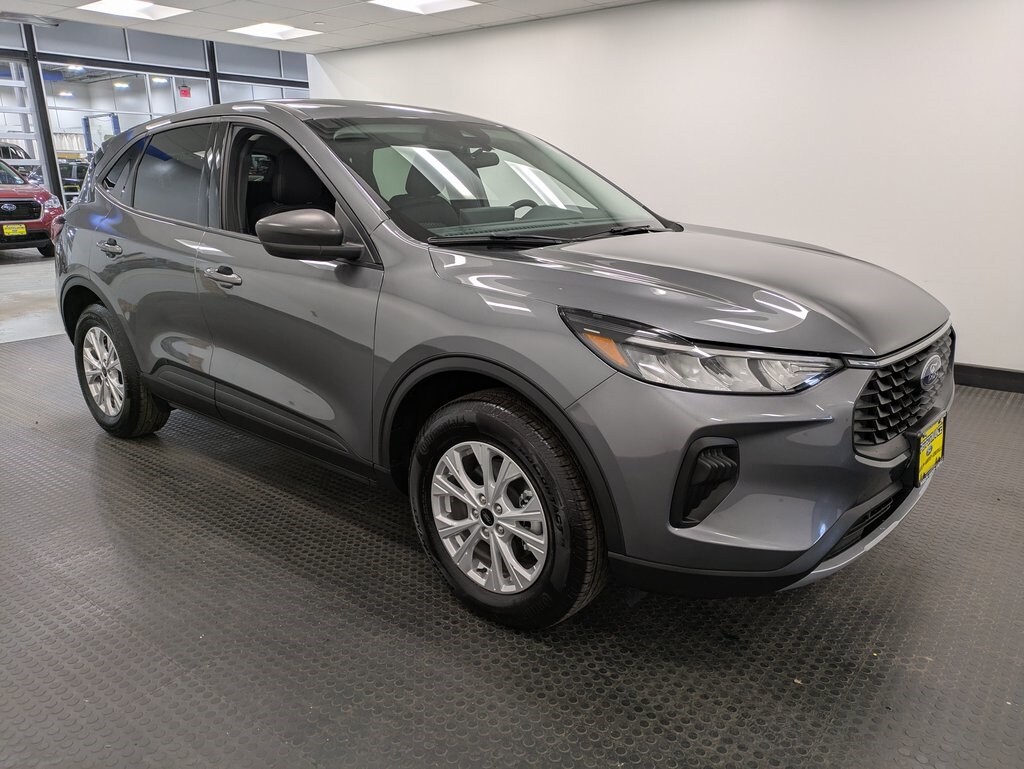 2025 Ford Escape Active photo 3