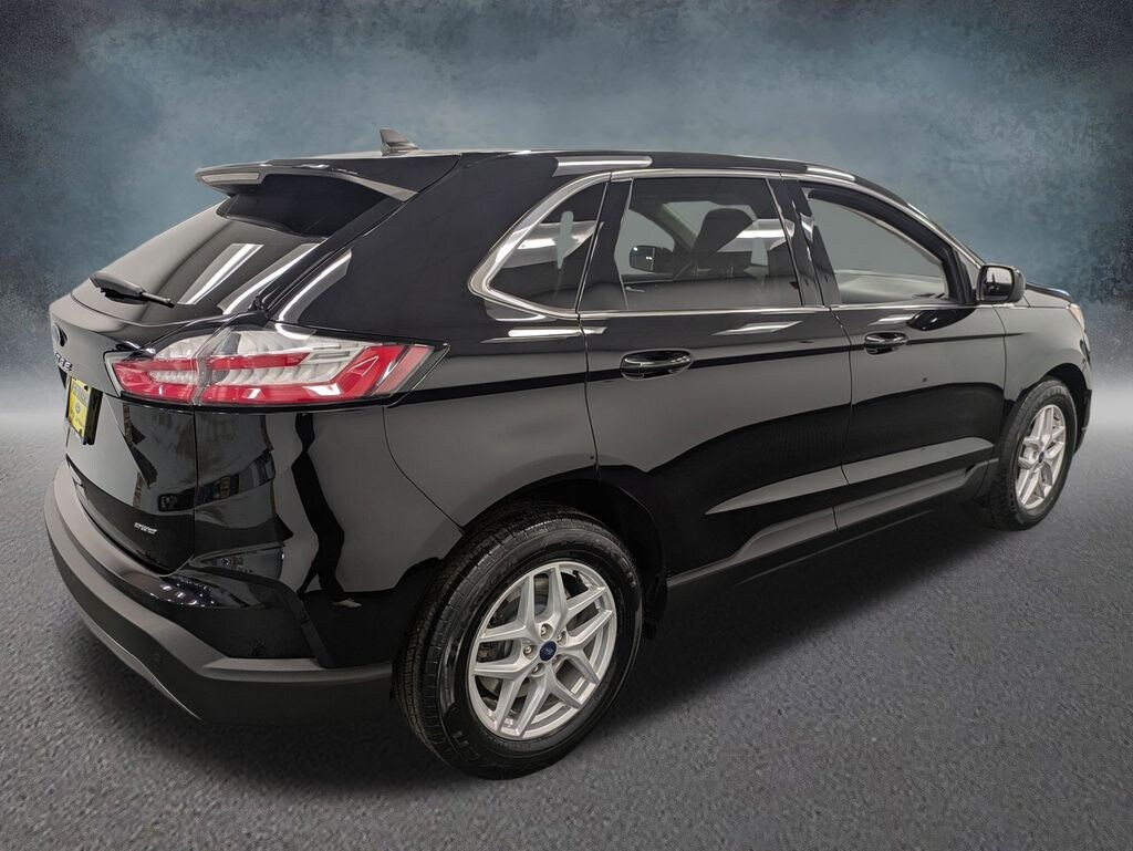 Used 2022 Ford Edge SEL SUV