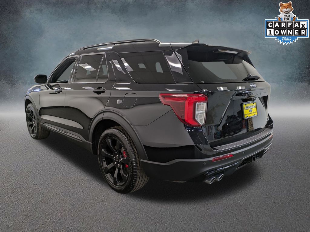 2022 Ford Explorer ST photo 5