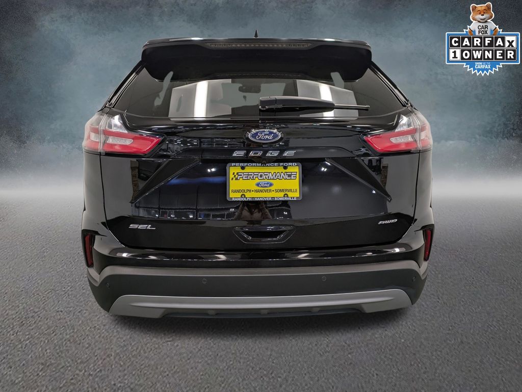 2023 Ford Edge SEL photo 5