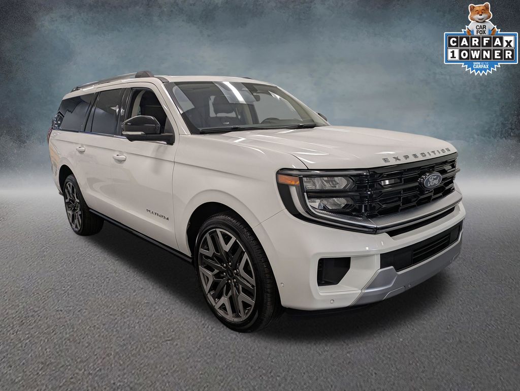 2025 Ford Expedition Max Platinum photo 2