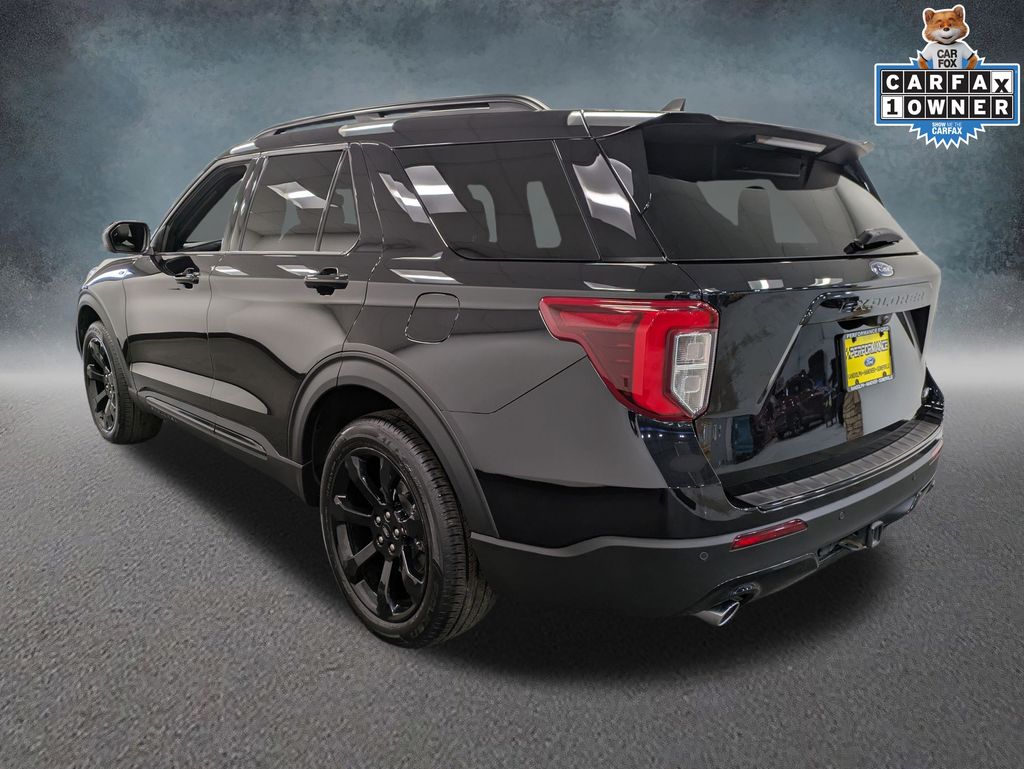 2022 Ford Explorer ST-Line photo 5