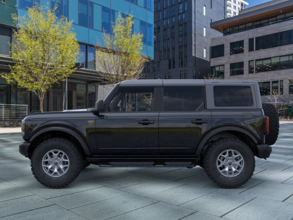 New 2025 Ford Bronco Badlands SUV