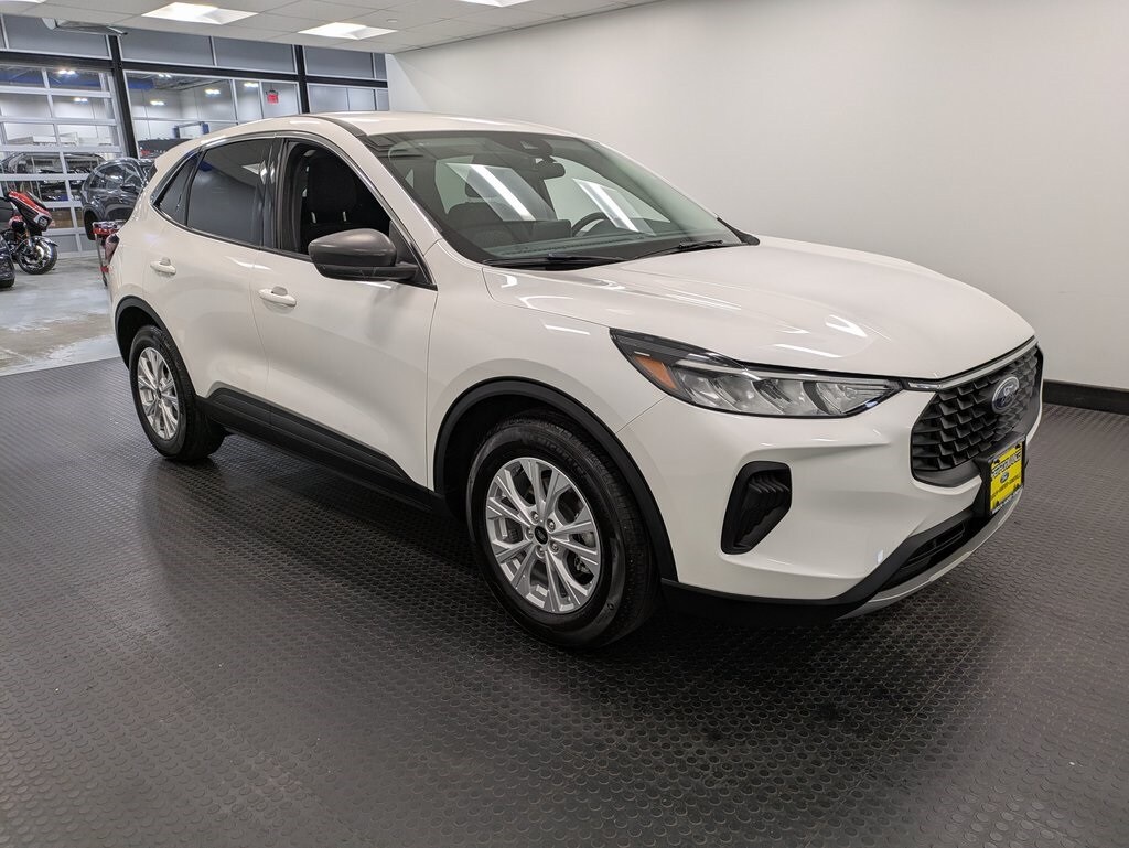 2023 Ford Escape Active photo 3