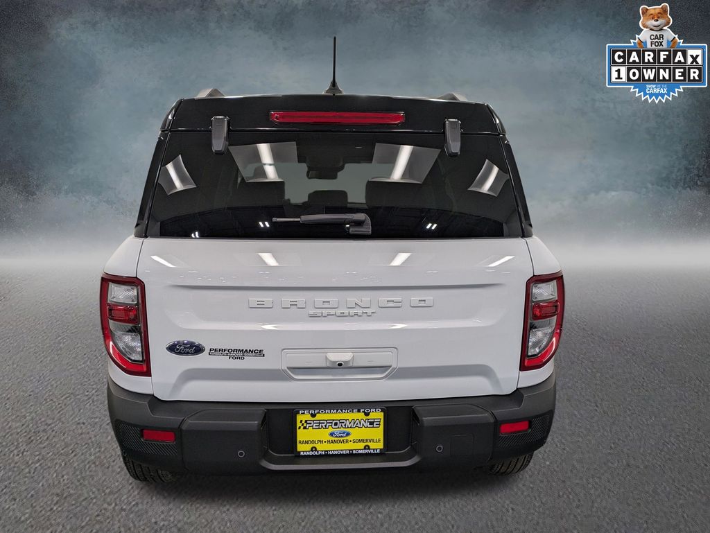 2025 Ford Bronco Sport Outer Banks photo 4