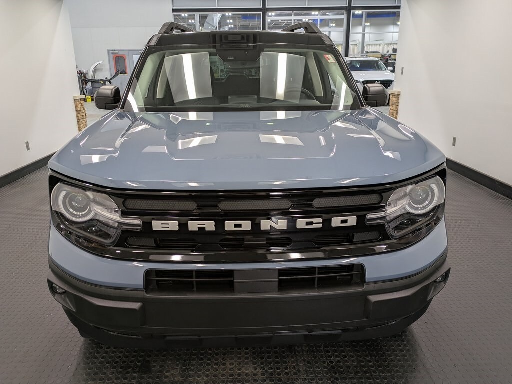 2024 Ford Bronco Sport Outer Banks photo 2