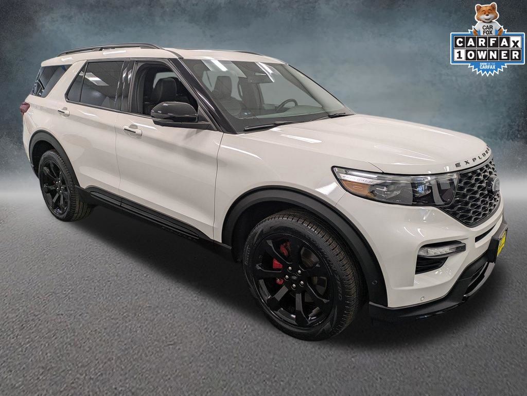 2022 Ford Explorer ST photo 2