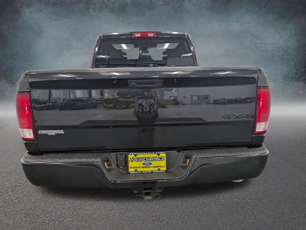 2019 Ram 1500 Classic Express photo 4