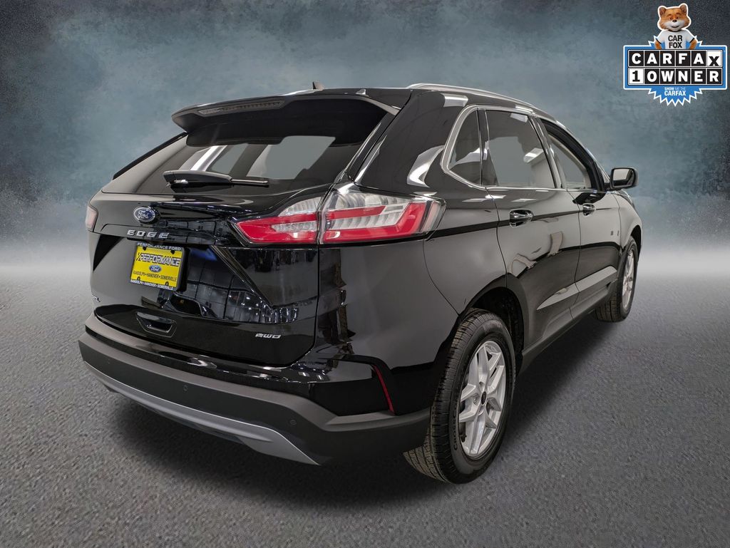 2023 Ford Edge SEL photo 4