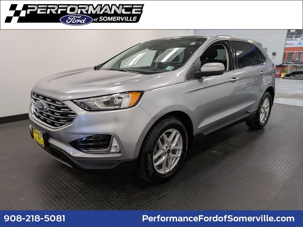 2022 Ford Edge SEL's photo