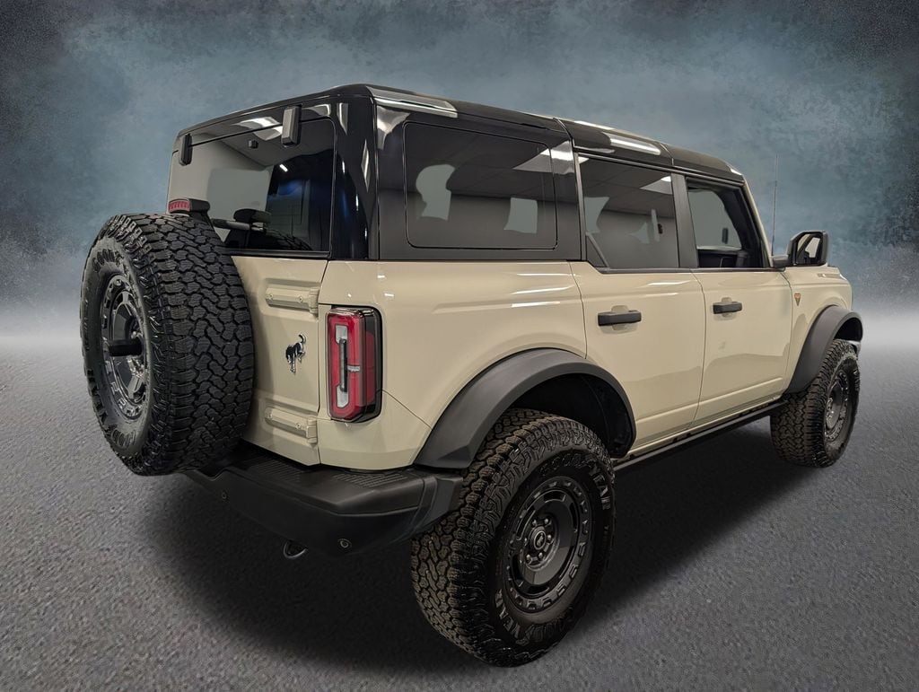 Used 2025 Ford Bronco Badlands SUV