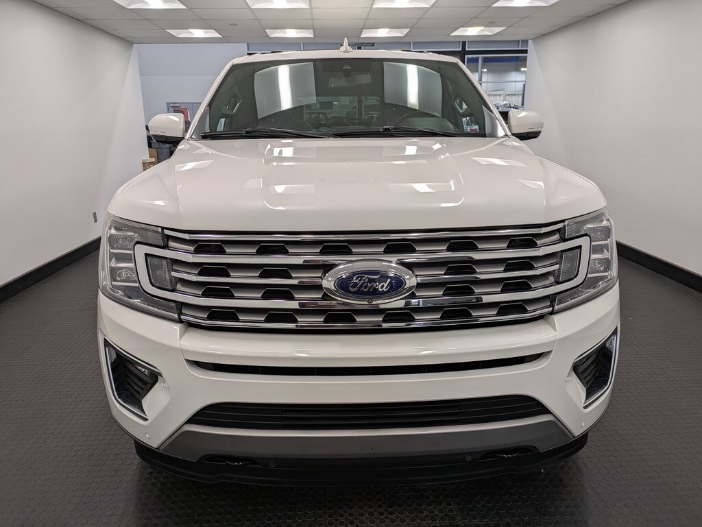 2021 Ford Expedition MAX Limited photo 2