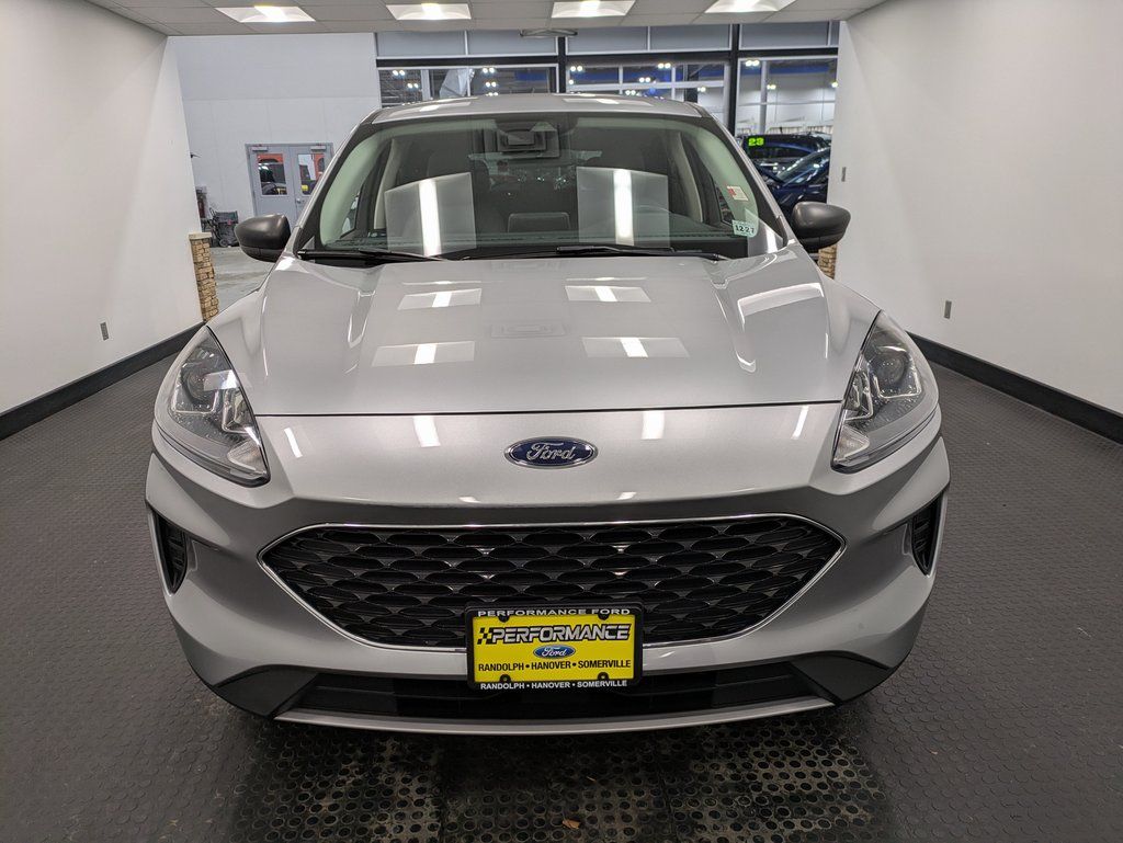 Used 2022 Ford Escape SE with VIN 1FMCU9G61NUB95523 for sale in Somerville, NJ