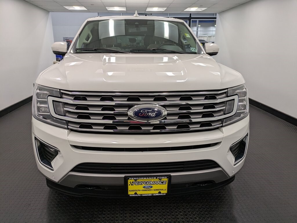 2021 Ford Expedition MAX Limited photo 2
