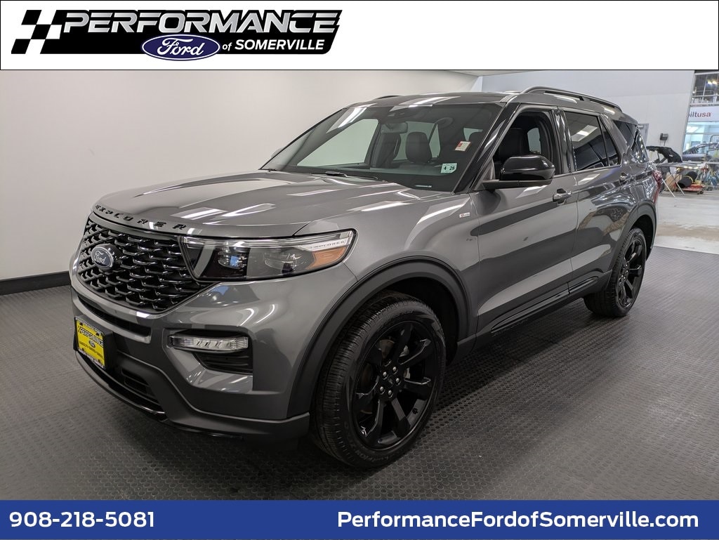 2023 Ford Explorer ST-LINE