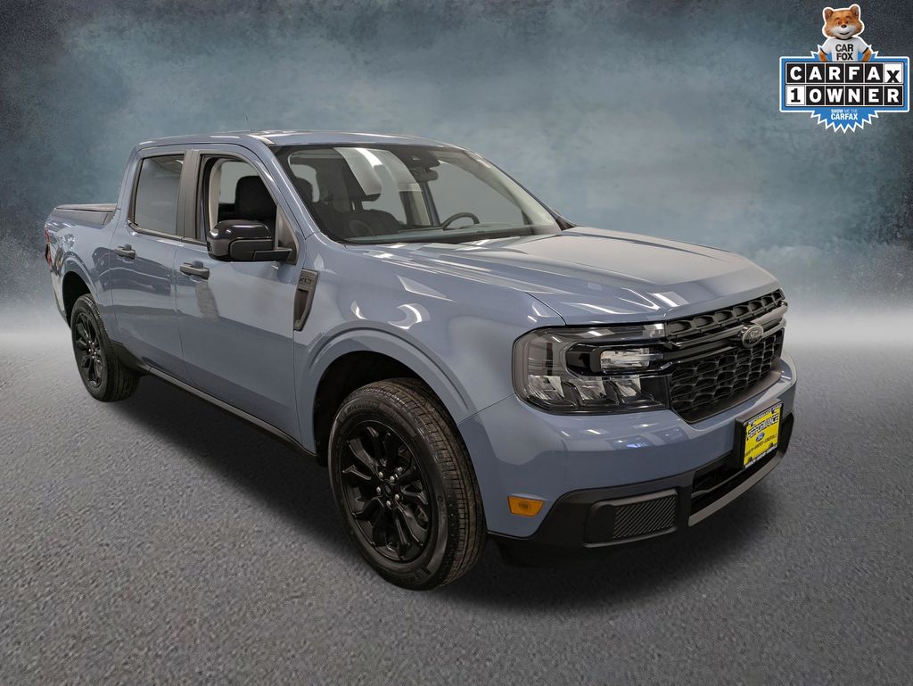 2024 Ford Maverick XLT photo 2
