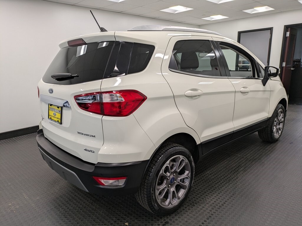 2021 Ford EcoSport Titanium photo 4
