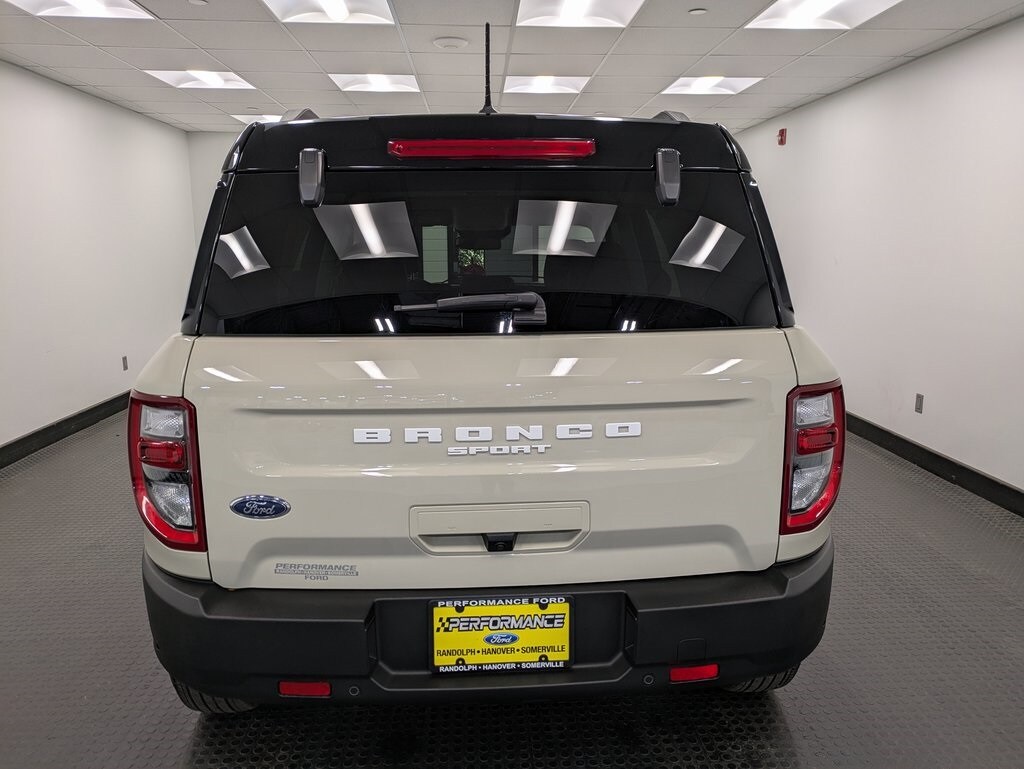 2024 Ford Bronco Sport Outer Banks photo 4