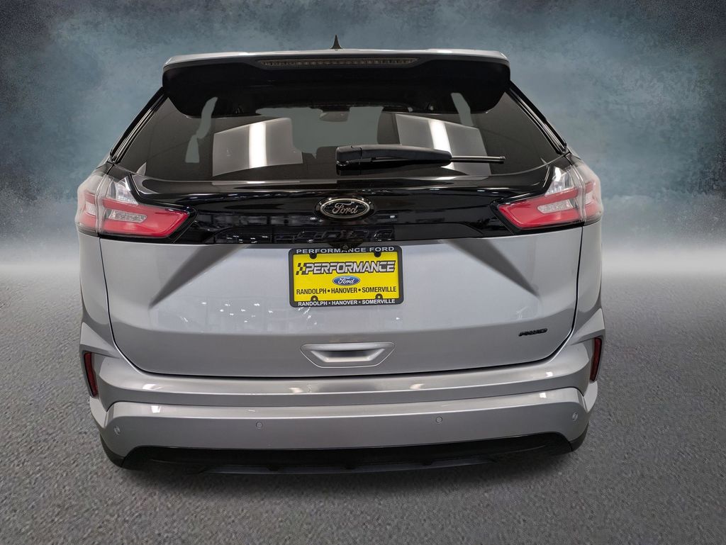 2022 Ford Edge SE photo 5