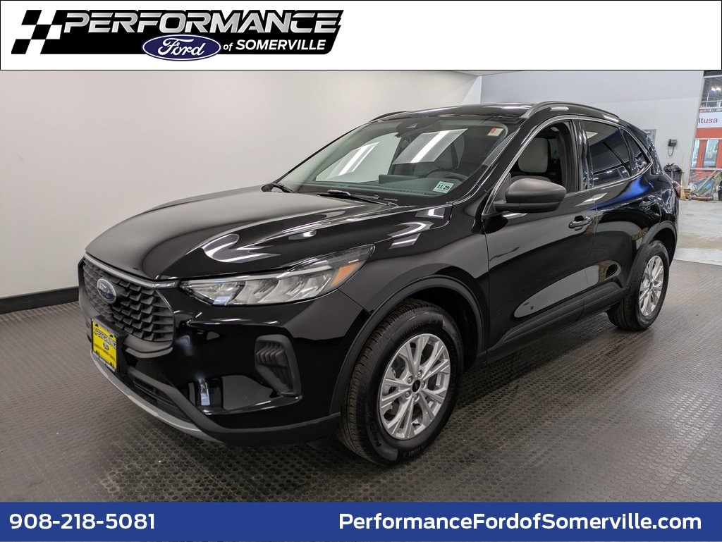 2024 Ford Escape Active's photo