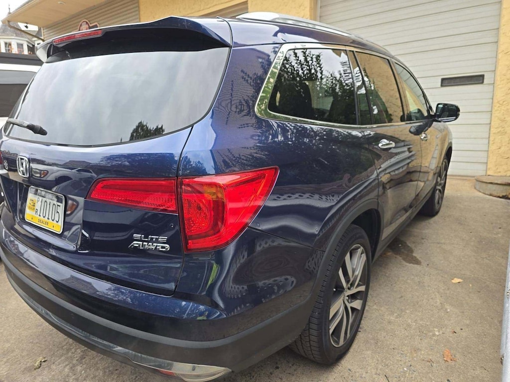 Used 2017 Honda Pilot Elite SUV